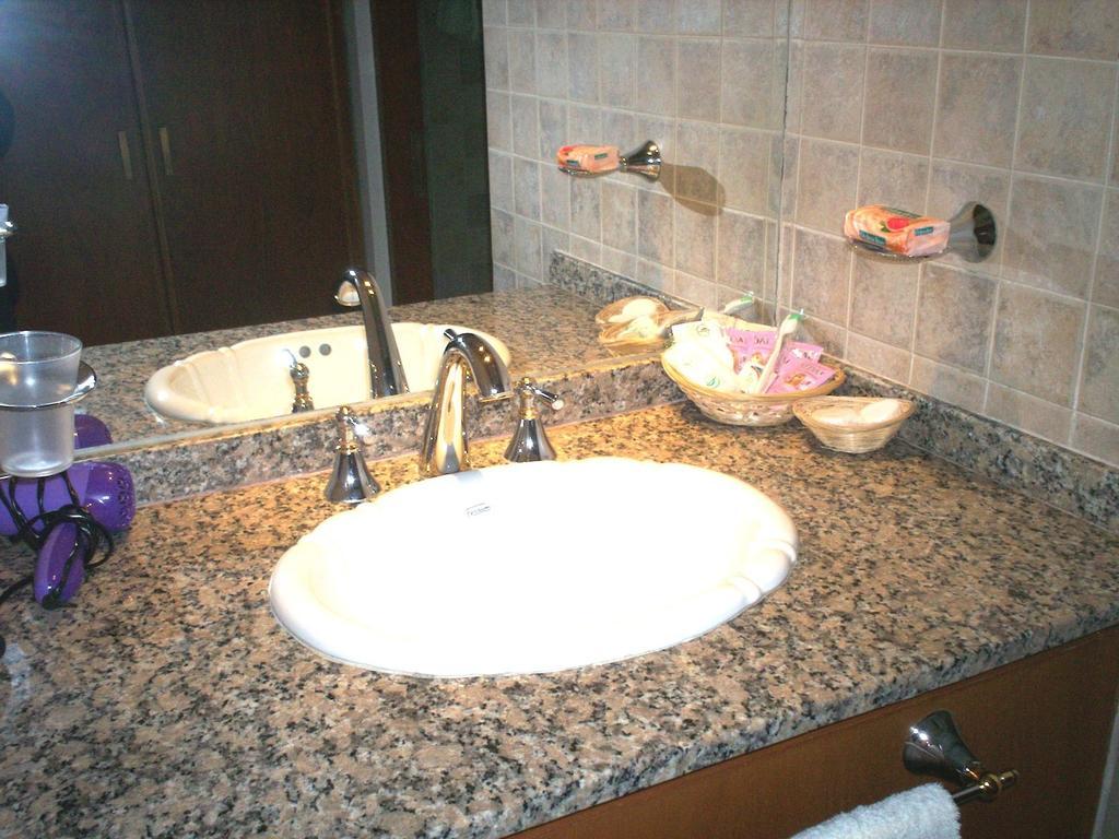 Departamento Los Pinos Salta Szoba fotó